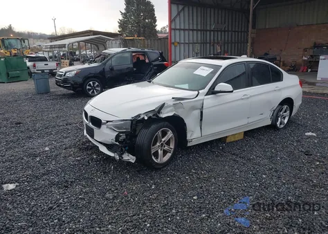 2015 BMW 328I xDrive z USA, uszkodzony, nr VIN WBA3B5G56FNS15980